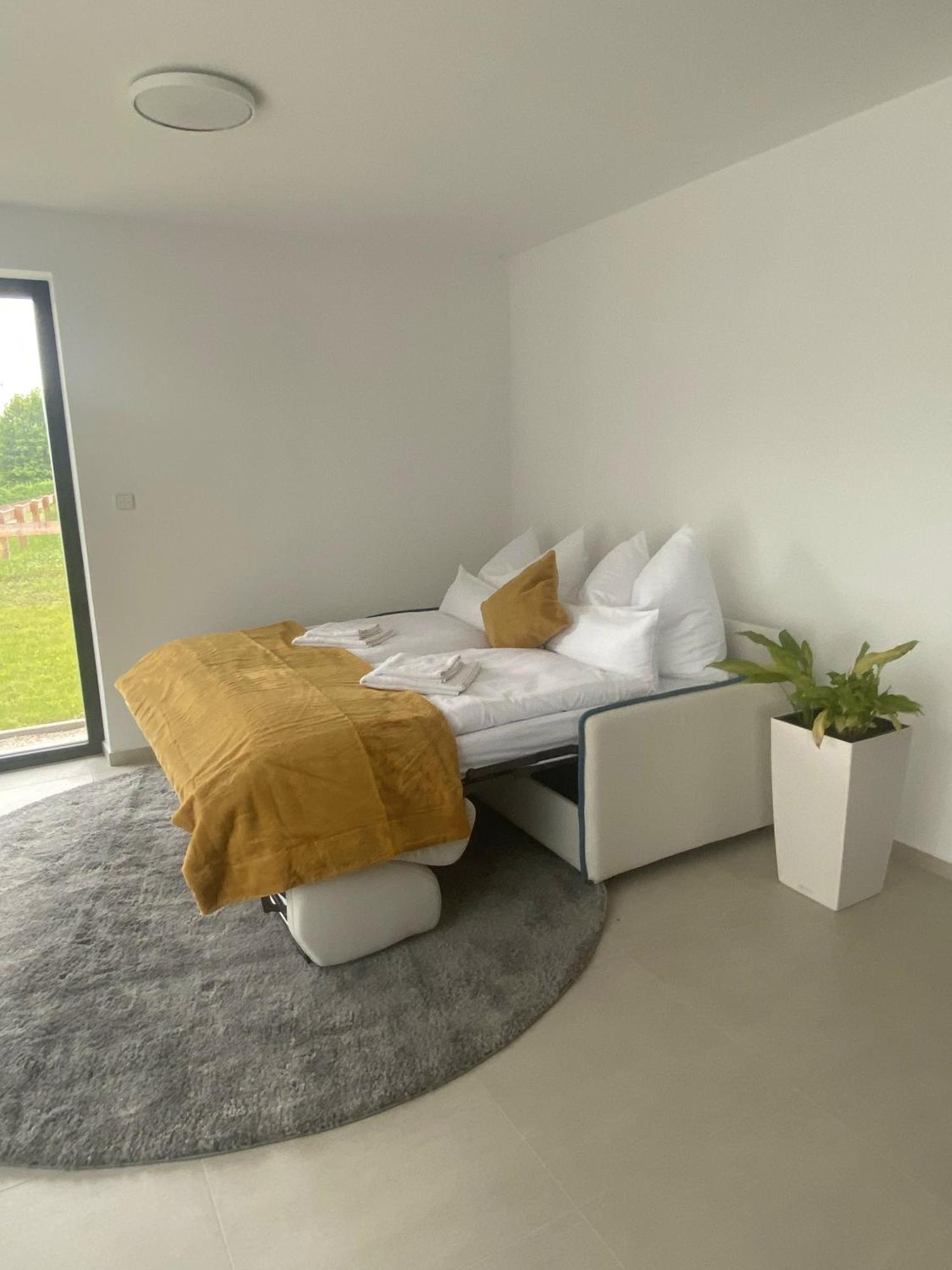 Nad Soutokem Appartement Volary Buitenkant foto
